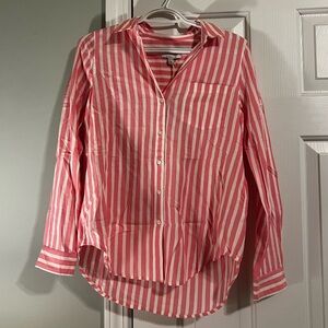 NEW WITH TAGS!!! Pink and white striped button down 💕🤍